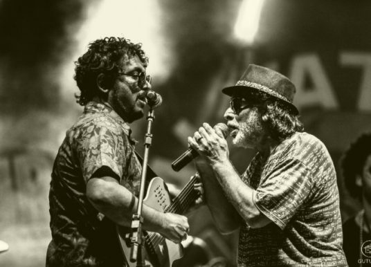 Ronaldo Silva e Allan Carvalho se apresentam em ritmo de folia na Quarta Musical